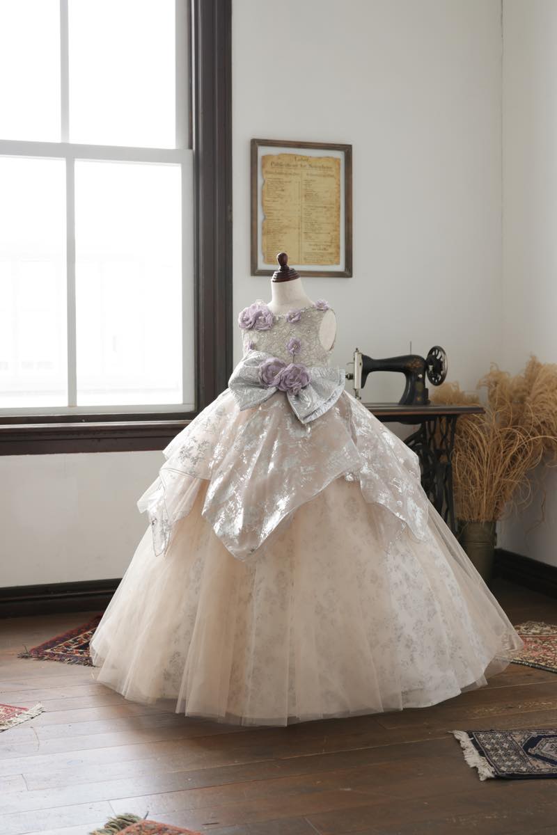 dress-top-slide-2026-04